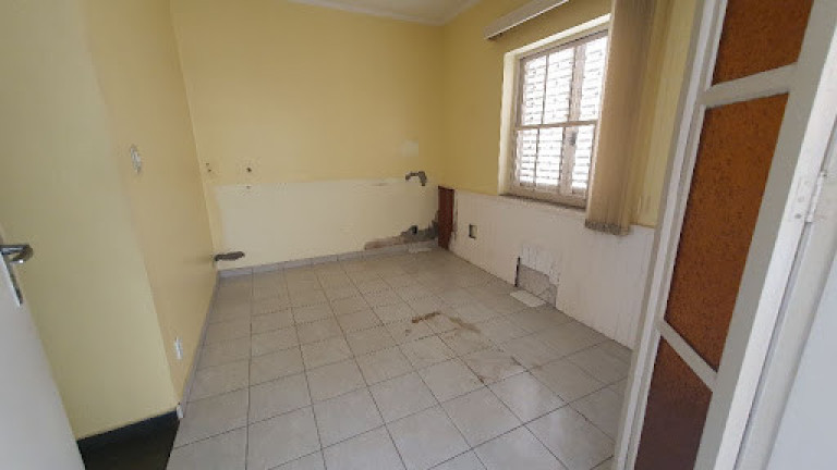 Imagem Casa com 4 Quartos à Venda, 263 m² em Jardim Flamboyant - Campinas Imagem Casa com 4 Quartos à Venda, 263 m² em Jardim Flamboyant - Campinas