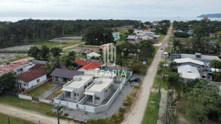 Imagem Casa com 2 Quartos à Venda, 53 m² em Itamar - Itapoá Imagem Casa com 2 Quartos à Venda, 53 m² em Itamar - Itapoá
