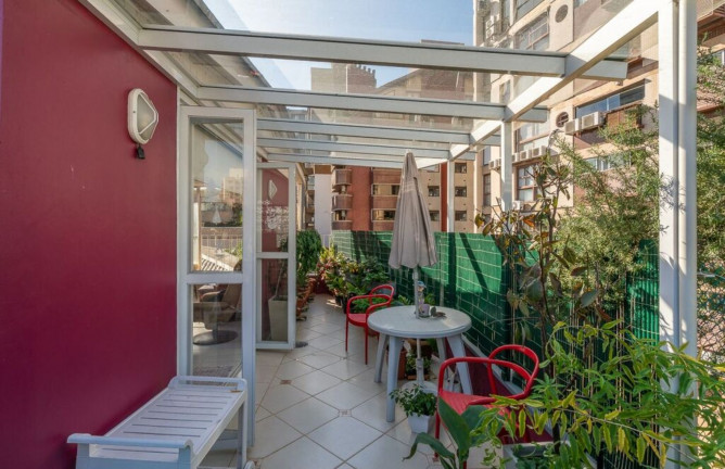 Imagem Imóvel com 3 Quartos à Venda, 204 m² em Rio Branco - Porto Alegre Imagem Imóvel com 3 Quartos à Venda, 204 m² em Rio Branco - Porto Alegre