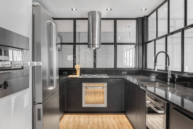 Imagem Apartamento à Venda,  em Córrego Grande - Florianópolis