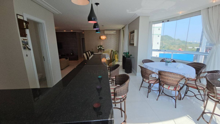 Imagem Apartamento com 4 Quartos à Venda, 170 m² em Barra Sul - Balneário Camboriú Imagem Apartamento com 4 Quartos à Venda, 170 m² em Barra Sul - Balneário Camboriú