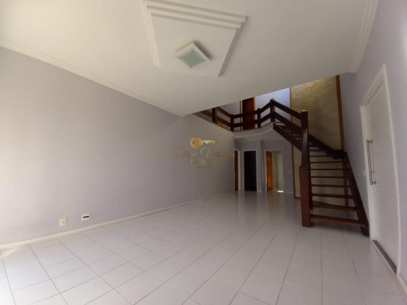 Imagem Casa com 4 Quartos à Venda, 232 m² em Tijuca - Teresópolis Imagem Casa com 4 Quartos à Venda, 232 m² em Tijuca - Teresópolis