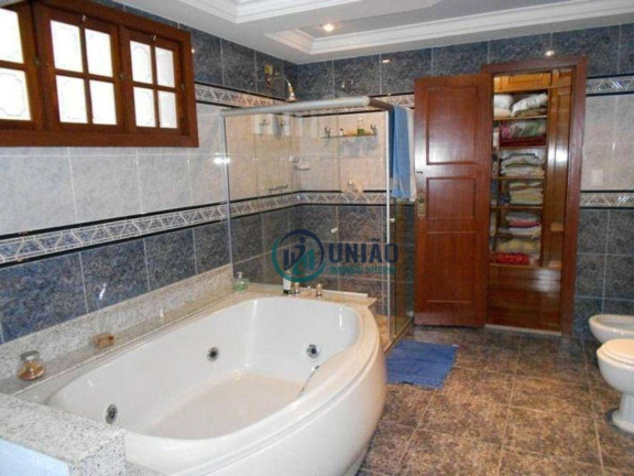 Imagem Casa com 4 Quartos à Venda, 341 m² em São Francisco - Niterói Imagem Casa com 4 Quartos à Venda, 341 m² em São Francisco - Niterói