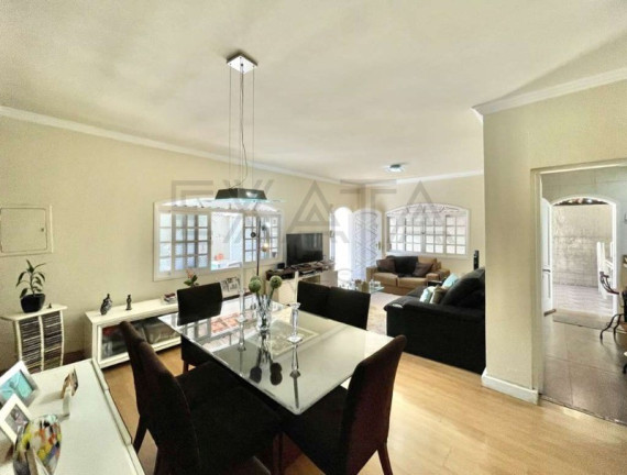 Imagem Imóvel com 3 Quartos à Venda, 131 m² em Vila Diva - Carapicuíba Imagem Imóvel com 3 Quartos à Venda, 131 m² em Vila Diva - Carapicuíba