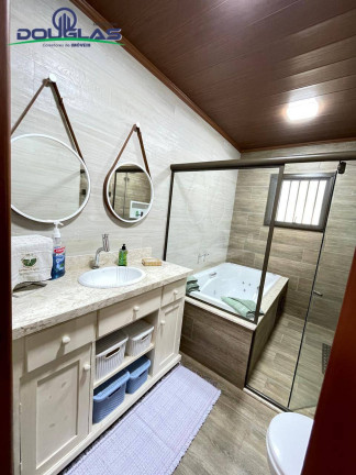 Imagem Casa com 3 Quartos à Venda, 4.033 m² em Viamão Imagem Casa com 3 Quartos à Venda, 4.033 m² em Viamão