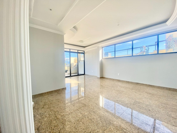 Imagem Cobertura com 3 Quartos à Venda, 240 m² em Kobrasol - São José