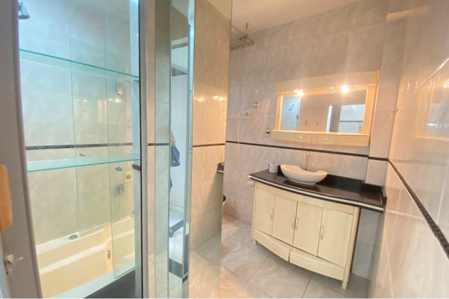 Imagem Apartamento com 1 Quarto à Venda, 49 m² em Tijuca - Rio De Janeiro Imagem Apartamento com 1 Quarto à Venda, 49 m² em Tijuca - Rio De Janeiro
