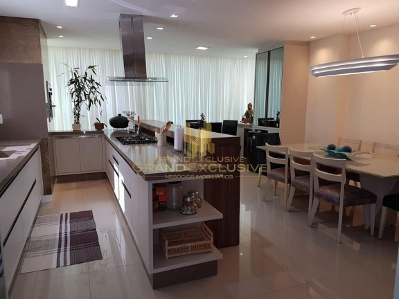 Imagem Apartamento com 3 Quartos à Venda, 151 m² em Centro - Balneário Camboriú