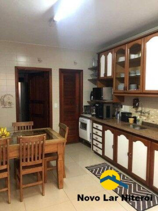 Imagem Casa com 4 Quartos à Venda, 205 m² em Itaipu - Niterói Imagem Casa com 4 Quartos à Venda, 205 m² em Itaipu - Niterói