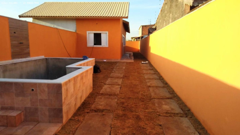 Imagem Casa com 2 Quartos à Venda, 54 m² em Jardim Jamaica - Itanhaém Imagem Casa com 2 Quartos à Venda, 54 m² em Jardim Jamaica - Itanhaém