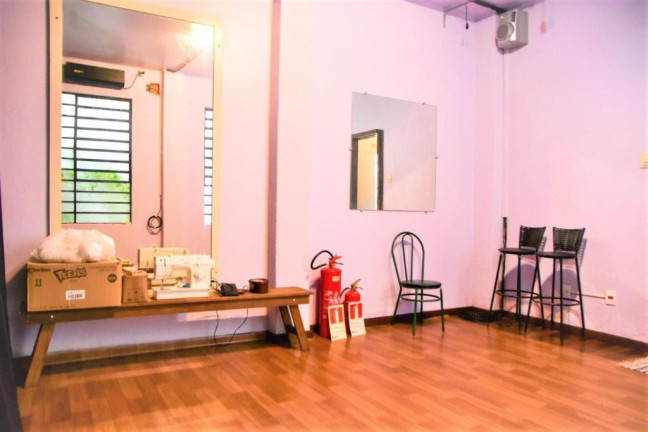 Imagem Casa com 3 Quartos à Venda, 160 m² em Centro Historico - Porto Alegre Imagem Casa com 3 Quartos à Venda, 160 m² em Centro Historico - Porto Alegre