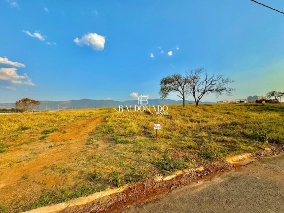 Imagem Terreno à Venda, 300 m² em Centro - Extrema Imagem Terreno à Venda, 300 m² em Centro - Extrema