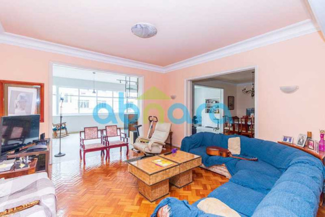 Imagem Apartamento com 4 Quartos à Venda, 310 m² em Copacabana - Rio De Janeiro Imagem Apartamento com 4 Quartos à Venda, 310 m² em Copacabana - Rio De Janeiro