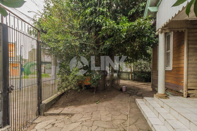 Imagem Casa com 3 Quartos à Venda, 150 m² em Sarandi - Porto Alegre Imagem Casa com 3 Quartos à Venda, 150 m² em Sarandi - Porto Alegre