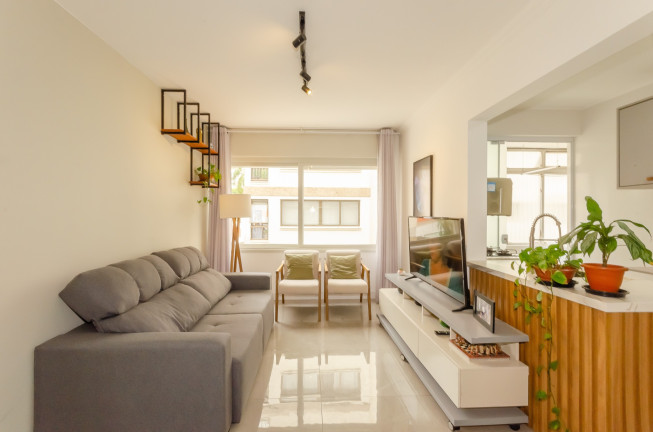 Imagem Imóvel com 2 Quartos à Venda, 63 m² em Mont Serrat - Porto Alegre