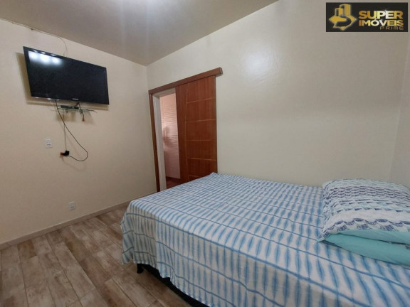 Imagem Casa com 3 Quartos à Venda, 232 m² em Centro - Pelotas