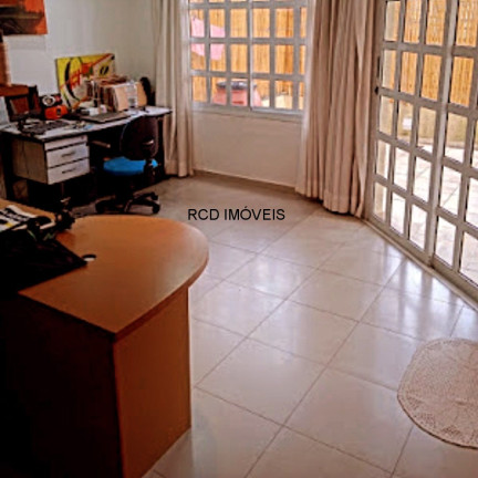 Imagem Casa com 3 Quartos à Venda, 211 m² em Chácara Pavoeiro - Cotia Imagem Casa com 3 Quartos à Venda, 211 m² em Chácara Pavoeiro - Cotia