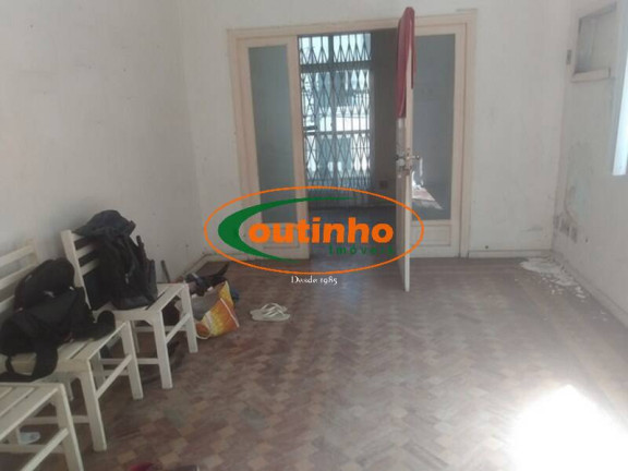 Imagem Casa com 7 Quartos à Venda, 310 m² em Maracanã - Rio De Janeiro Imagem Casa com 7 Quartos à Venda, 310 m² em Maracanã - Rio De Janeiro