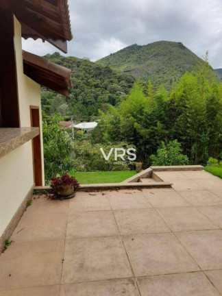 Imagem Casa com 4 Quartos à Venda, 354 m² em Albuquerque - Teresópolis Imagem Casa com 4 Quartos à Venda, 354 m² em Albuquerque - Teresópolis