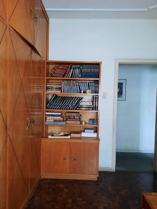 Imagem Imóvel com 3 Quartos à Venda, em Moinhos De Vento - Porto Alegre Imagem Imóvel com 3 Quartos à Venda, em Moinhos De Vento - Porto Alegre