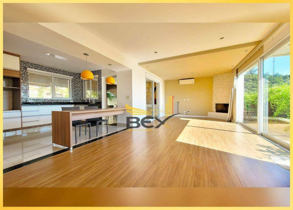 Imagem Casa com 3 Quartos à Venda, 364 m² em Alphaville - Santana De Parnaíba Imagem Casa com 3 Quartos à Venda, 364 m² em Alphaville - Santana De Parnaíba