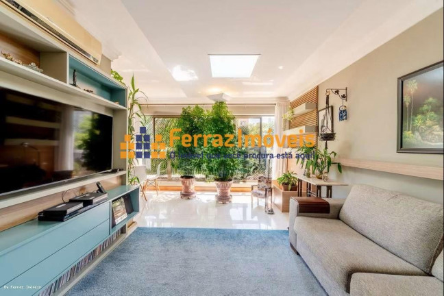 Imagem Apartamento com 3 Quartos à Venda, 154 m² em Tristeza - Porto Alegre Imagem Apartamento com 3 Quartos à Venda, 154 m² em Tristeza - Porto Alegre