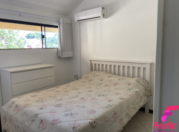 Imagem Casa com 6 Quartos à Venda, 220 m² em Campeche - Florianópolis Imagem Casa com 6 Quartos à Venda, 220 m² em Campeche - Florianópolis