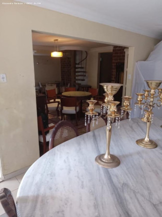 Imagem Casa com 5 Quartos à Venda, 350 m² em Boa Viagem - Recife Imagem Casa com 5 Quartos à Venda, 350 m² em Boa Viagem - Recife
