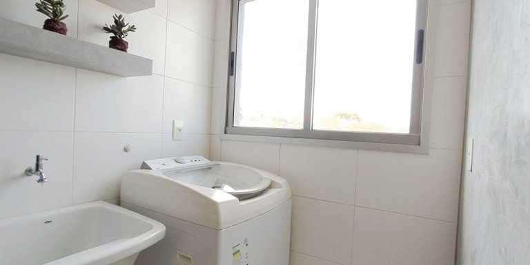 Imagem Imóvel com 3 Quartos à Venda,  em Vila Rosa - Goiânia
