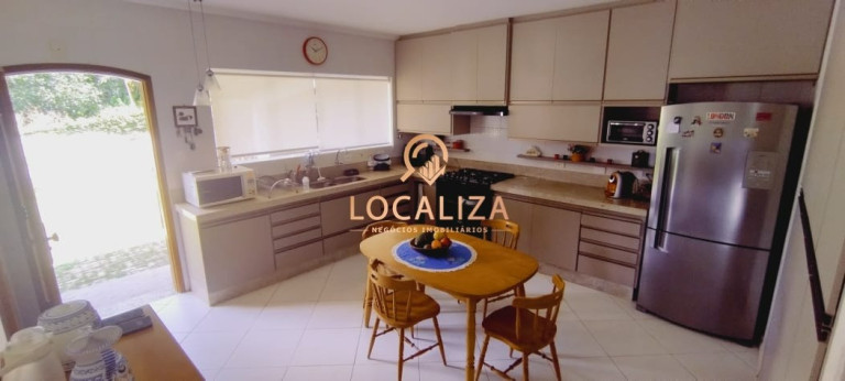 Imagem Imóvel com 4 Quartos à Venda, 450 m² em Centro - Igaratá Imagem Imóvel com 4 Quartos à Venda, 450 m² em Centro - Igaratá