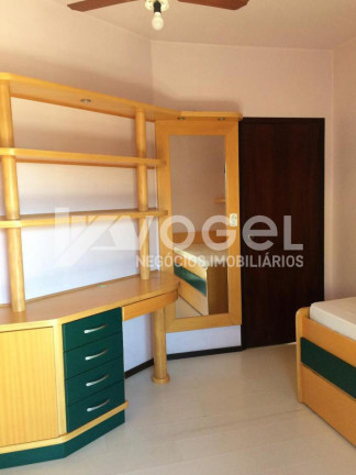 Imagem Casa com 3 Quartos à Venda, 244 m² em Primavera - Novo Hamburgo Imagem Casa com 3 Quartos à Venda, 244 m² em Primavera - Novo Hamburgo