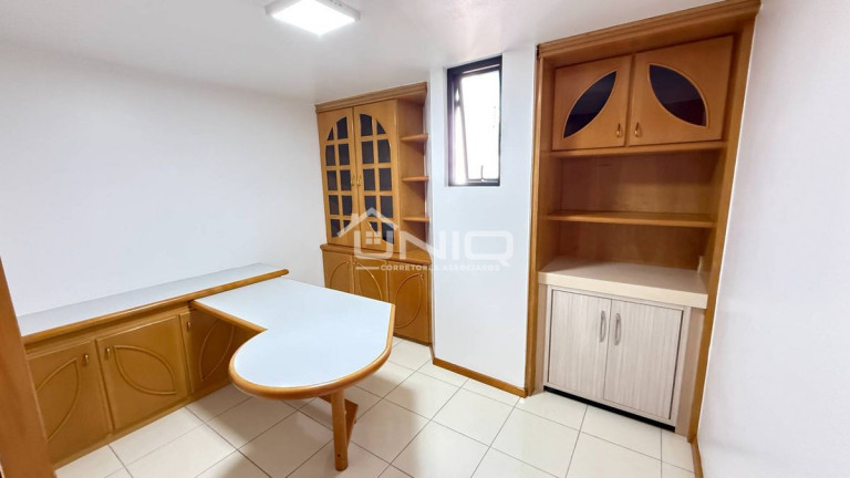 Imagem Apartamento com 3 Quartos para Alugar, 220 m² em Centro - Pato Branco Imagem Apartamento com 3 Quartos para Alugar, 220 m² em Centro - Pato Branco