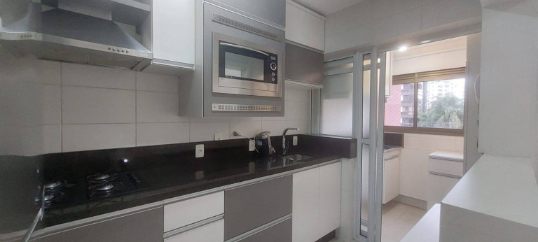 Imagem Apartamento com 2 Quartos à Venda, 71 m² em Centro - Florianópolis Imagem Apartamento com 2 Quartos à Venda, 71 m² em Centro - Florianópolis