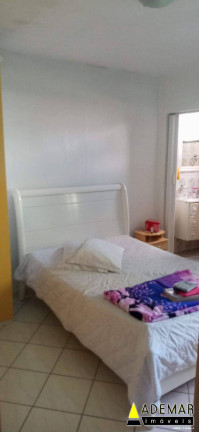 Imagem Casa com 3 Quartos à Venda, 175 m² em Casa Grande - Diadema Imagem Casa com 3 Quartos à Venda, 175 m² em Casa Grande - Diadema