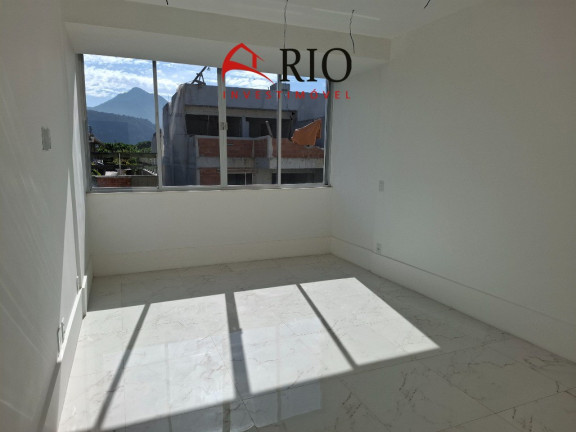 Imagem Imóvel com 4 Quartos à Venda, 370 m² em Barra Da Tijuca - Rio De Janeiro Imagem Imóvel com 4 Quartos à Venda, 370 m² em Barra Da Tijuca - Rio De Janeiro