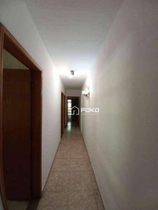 Imagem Casa com 3 Quartos para Alugar, 330 m² em Vila Rosália - Guarulhos Imagem Casa com 3 Quartos para Alugar, 330 m² em Vila Rosália - Guarulhos