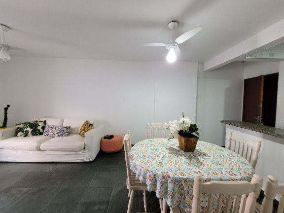 Imagem Apartamento com 2 Quartos à Venda, 72 m² em Tombo - Guarujá