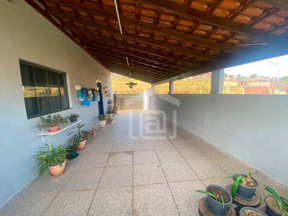 Imagem Imóvel com 2 Quartos à Venda, 220 m² em Terras De Santo Antônio (rural) - Poços De Caldas Imagem Imóvel com 2 Quartos à Venda, 220 m² em Terras De Santo Antônio (rural) - Poços De Caldas