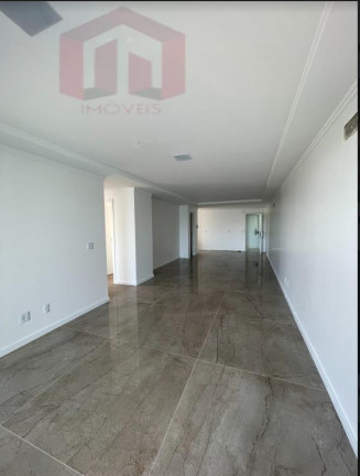 Imagem Imóvel com 3 Quartos à Venda, 1 m²