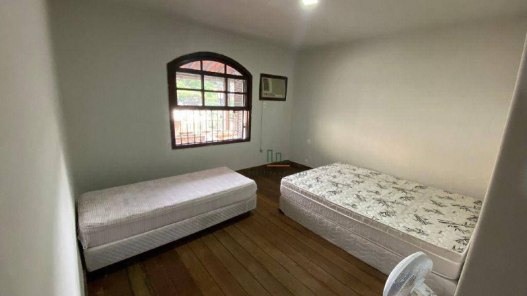 Imagem Casa com 3 Quartos à Venda, 170 m² em Fonseca - Niterói Imagem Casa com 3 Quartos à Venda, 170 m² em Fonseca - Niterói