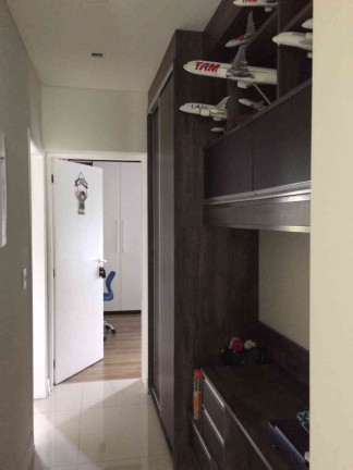 Imagem Casa com 3 Quartos à Venda, 215 m² em Aruã - Mogi Das Cruzes Imagem Casa com 3 Quartos à Venda, 215 m² em Aruã - Mogi Das Cruzes