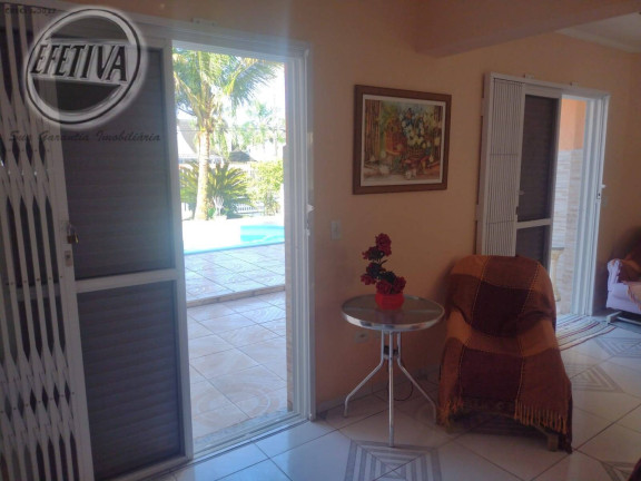 Imagem Casa com 3 Quartos à Venda, 334 m² em Jardim Estoril - Guaratuba Imagem Casa com 3 Quartos à Venda, 334 m² em Jardim Estoril - Guaratuba