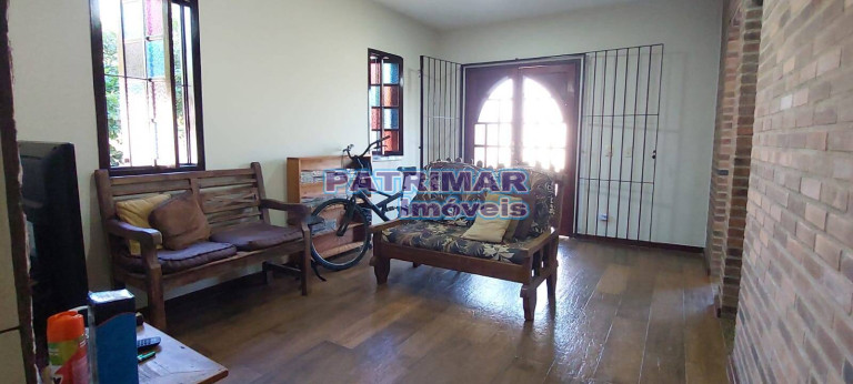 Imagem Casa com 2 Quartos à Venda, 300 m² em Itaipuaçu - Maricá Imagem Casa com 2 Quartos à Venda, 300 m² em Itaipuaçu - Maricá