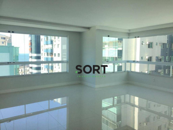 Apartamento com 3 Quartos à Venda, 145 m² em Centro - Balneário Camboriú