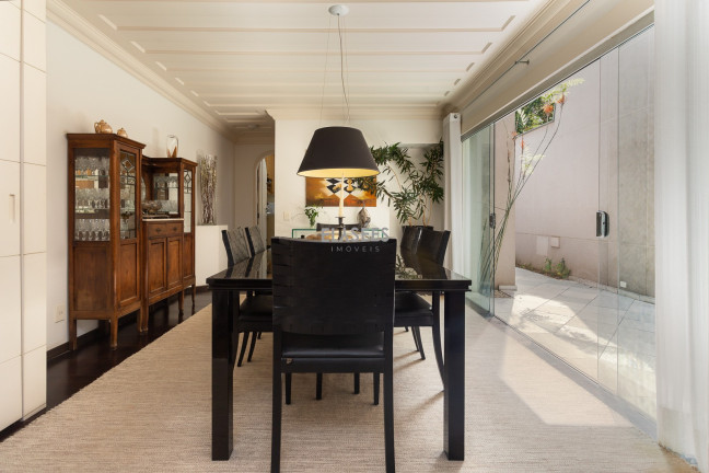 Imagem Casa com 3 Quartos à Venda, 260 m² em Jardim Paulistano - São Paulo Imagem Casa com 3 Quartos à Venda, 260 m² em Jardim Paulistano - São Paulo