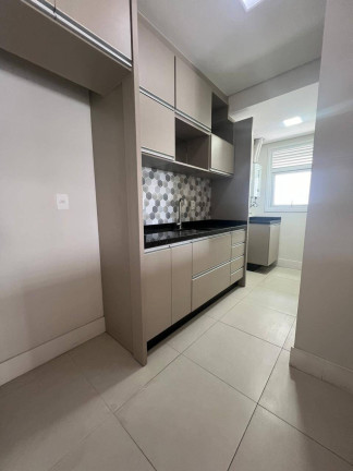 Imagem Apartamento com 2 Quartos à Venda, 75 m² em Centro - Florianópolis Imagem Apartamento com 2 Quartos à Venda, 75 m² em Centro - Florianópolis