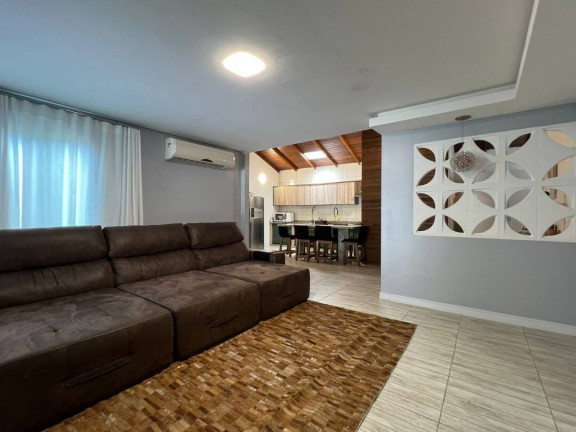 Imagem Casa com 3 Quartos à Venda, 455 m² em Salinas - Balneário Barra Do Sul Imagem Casa com 3 Quartos à Venda, 455 m² em Salinas - Balneário Barra Do Sul