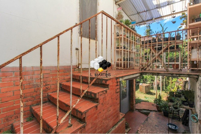 Imagem Casa com 5 Quartos à Venda, 254 m² em Três Figueiras - Porto Alegre Imagem Casa com 5 Quartos à Venda, 254 m² em Três Figueiras - Porto Alegre
