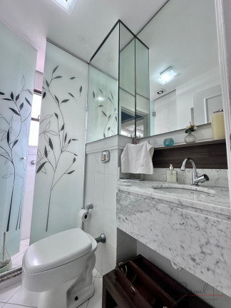 Imagem Apartamento com 3 Quartos à Venda, 140 m² em Centro - Florianópolis Imagem Apartamento com 3 Quartos à Venda, 140 m² em Centro - Florianópolis