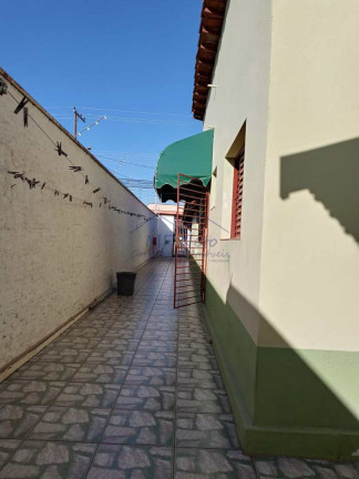 Imagem Casa com 4 Quartos à Venda, em Centro - Pirassununga Imagem Casa com 4 Quartos à Venda, em Centro - Pirassununga